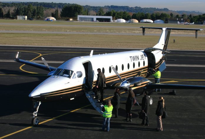 beechcraft-1900d_sol_twin-jet