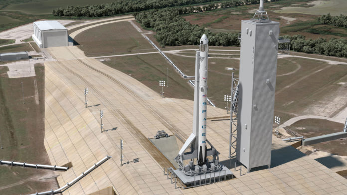 Falcon 9 et Dragon V2 au SLC-39A