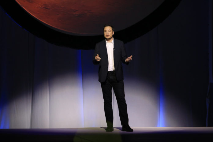 elon-mus-iac-iaf-astro-cc-karen-martinez Elon Musk IAC