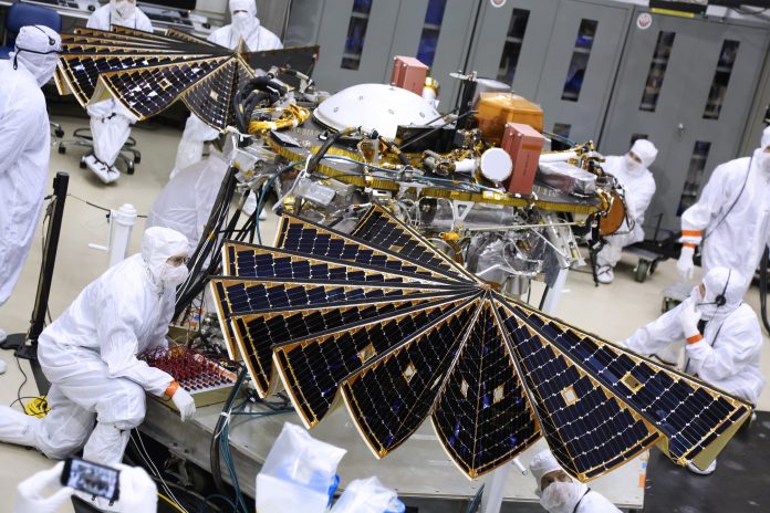 INSIGHT 1-23-2018, Solar panel diployment