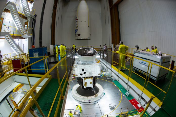 Fairing_closure