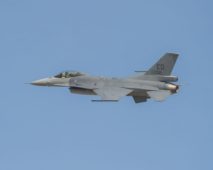 Premier vol du F-16V F-16V