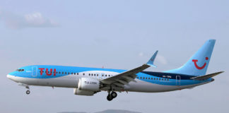 737 MAX TUI