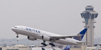 777 United Airlines