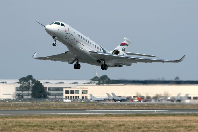 Premier vol du Falcon 6X