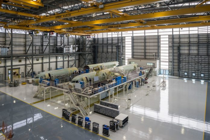 Airbus US Manufacturing Facility – Mobile Alabama inside 2 Chaîne A320 Mobile