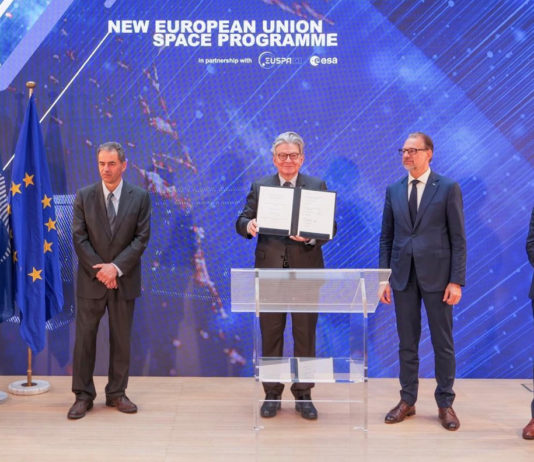 Signature ESA Euspa FFPA L'Europe