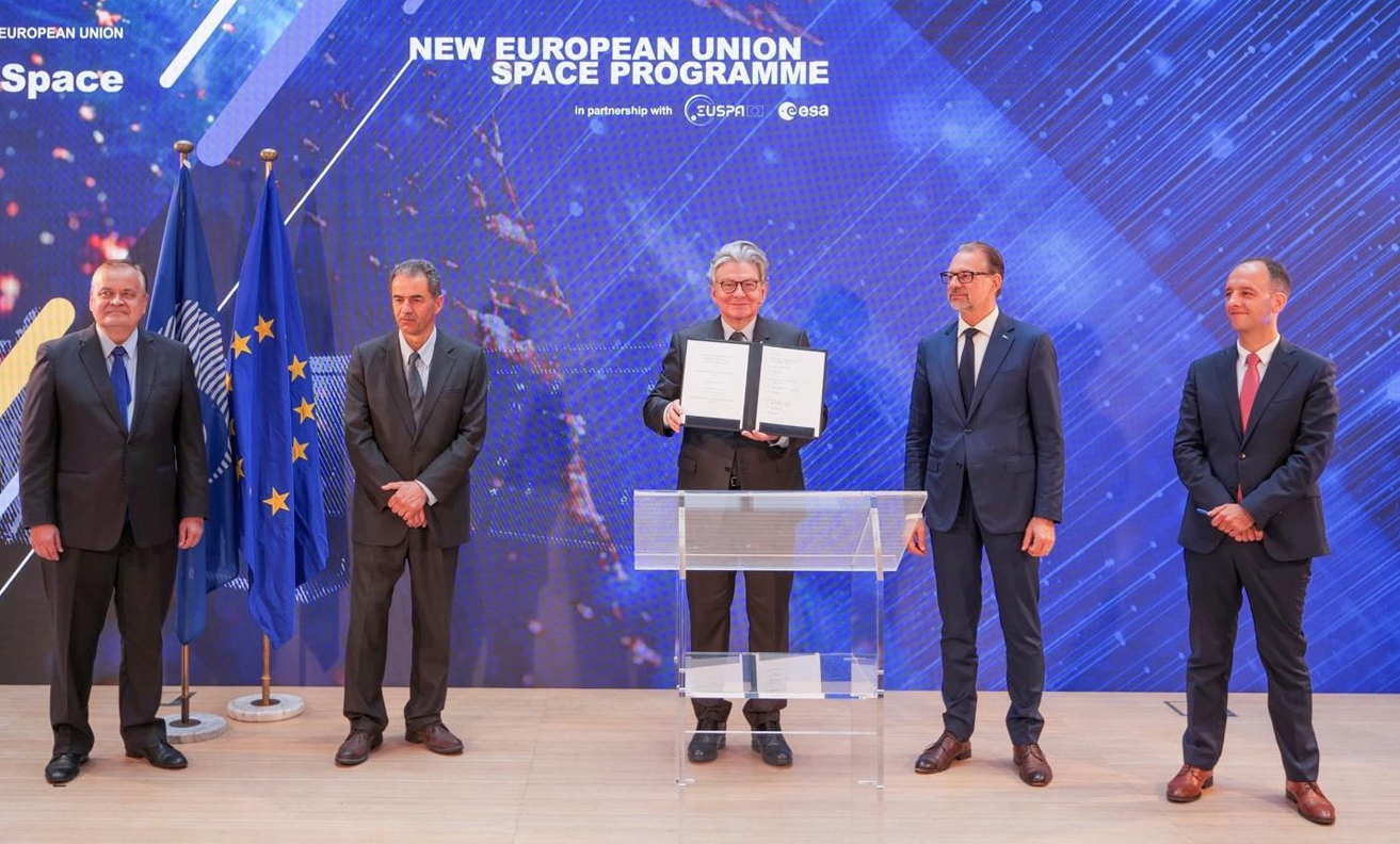 Signature ESA Euspa FFPA L'Europe