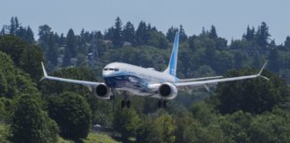 737 MAX10 IAG