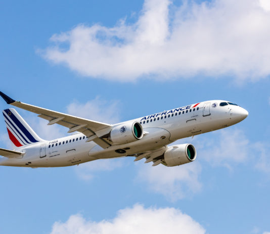 A220-300