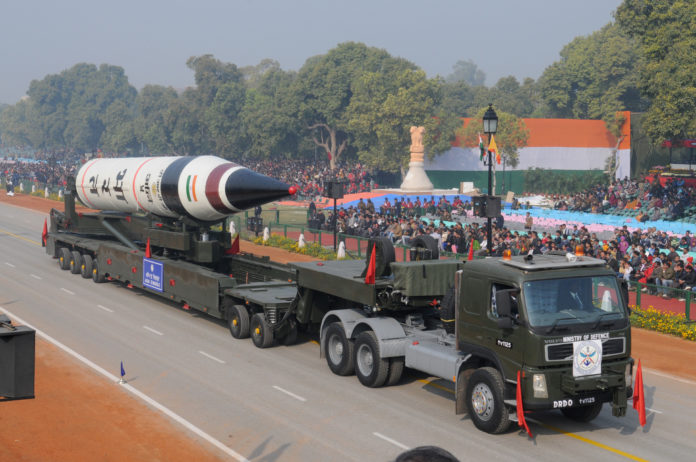 Agni-V_missile_during_rehearsal_of_Republic_Day_Parade_2013 Agni 5