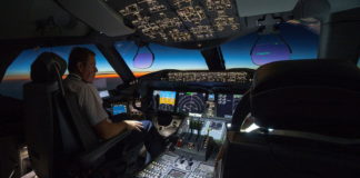 Cockpit 787 Collins Safran